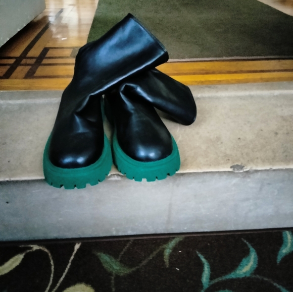 Women booties - Picture 8 of 15